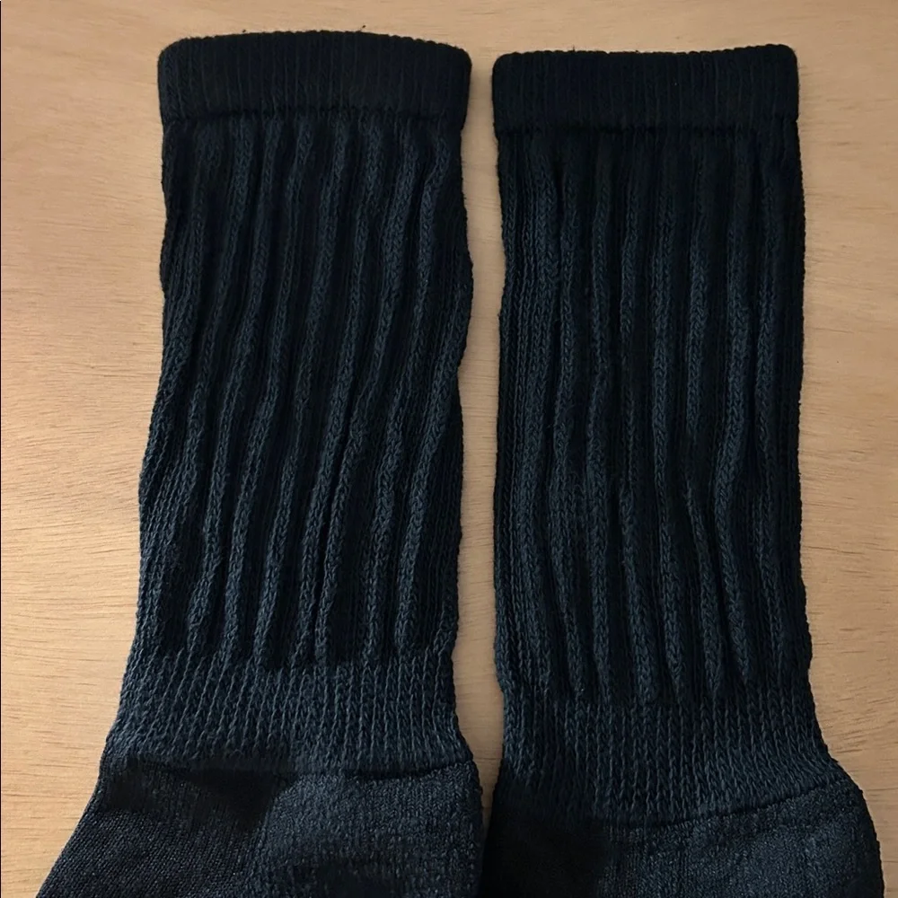 Discontinued!! New Women’s Hooters girl 👀🤩 Uniform Socks One size Medium Length